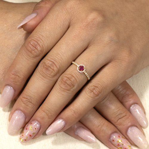 Anel Fianda Em Ouro Amarelo Com 1Rubi Redondo 