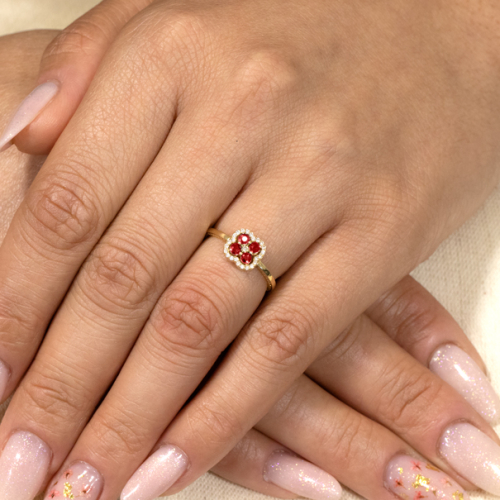 Anel Flor Em Ouro Amarelo Com 4 Rubis Redondo